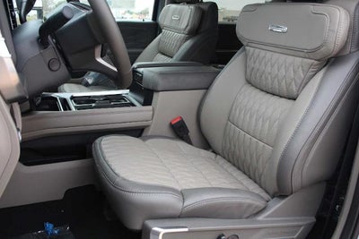 2026 Ford Super Duty F-350 SRW Platinum