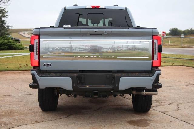 2026 Ford Super Duty F-350 SRW Platinum