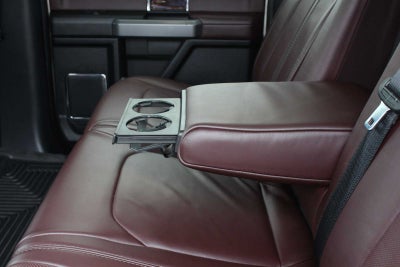 2017 Ford Super Duty F-350 SRW Pickup Platinum