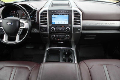 2017 Ford Super Duty F-350 SRW Pickup Platinum