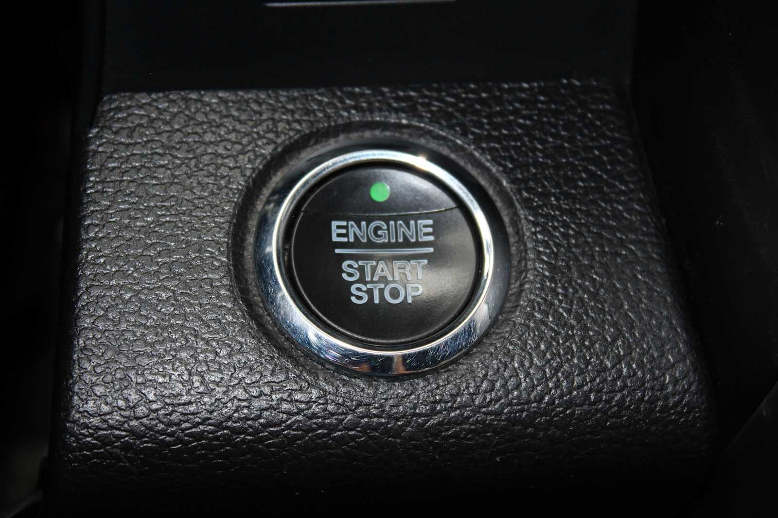 2017 Ford Super Duty F-350 SRW Pickup Platinum