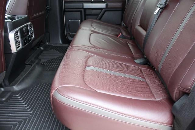2017 Ford Super Duty F-350 SRW Pickup Platinum