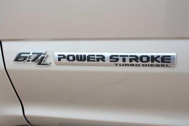 2017 Ford Super Duty F-350 SRW Pickup Platinum