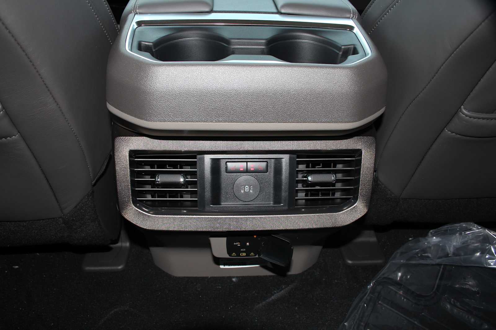 2026 Ford Super Duty F-350 DRW Pickup Platinum
