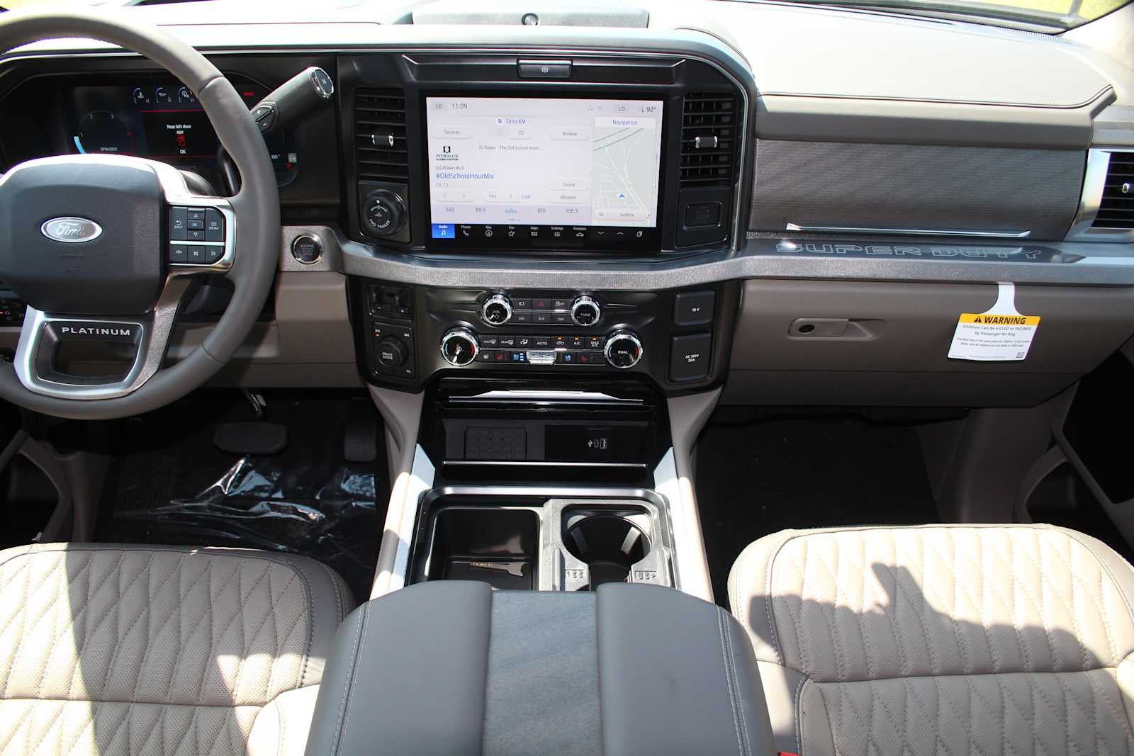 2026 Ford Super Duty F-350 DRW Pickup Platinum