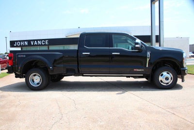2026 Ford Super Duty F-350 DRW Pickup Platinum