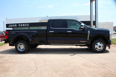 2026 Ford Super Duty F-350 DRW Pickup Platinum