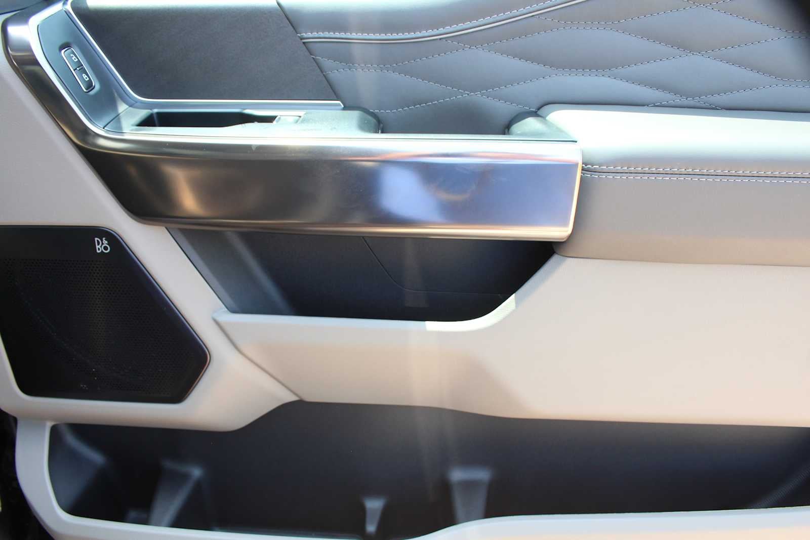 2026 Ford Super Duty F-350 DRW Pickup Platinum