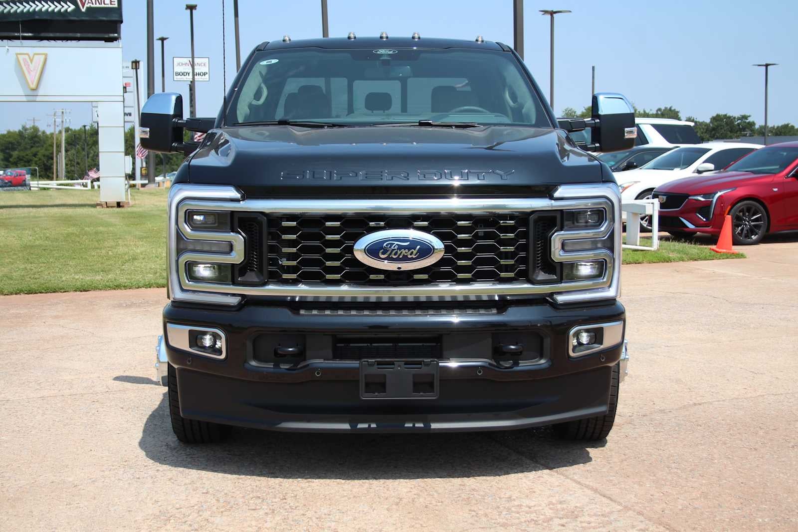 2026 Ford Super Duty F-350 DRW Pickup Platinum