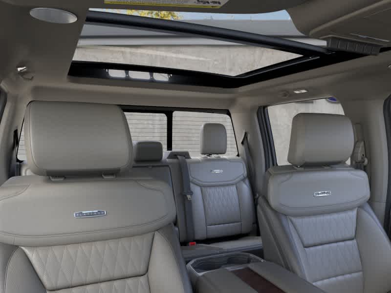 2026 Ford Super Duty F-350 DRW Pickup Platinum
