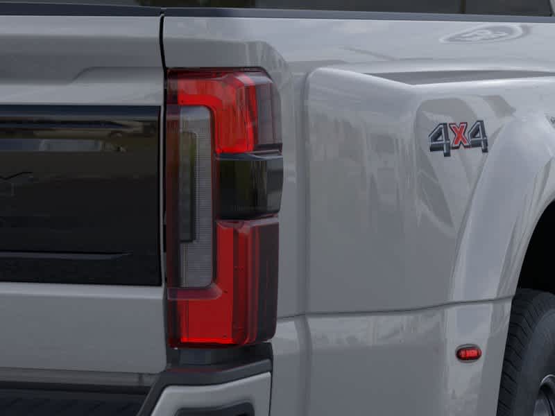 2026 Ford Super Duty F-350 DRW Pickup Platinum