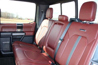 2022 Ford Super Duty F-350 DRW Platinum