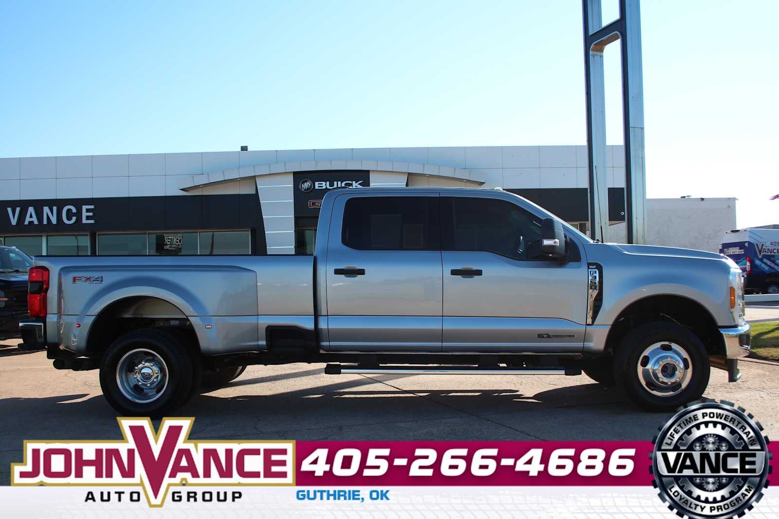 2024 Ford Super Duty F-350 DRW Pickup XLT