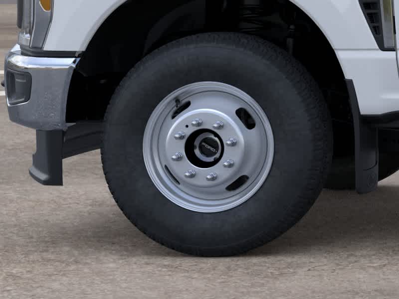 2026 Ford Super Duty F-350 DRW Pickup XL