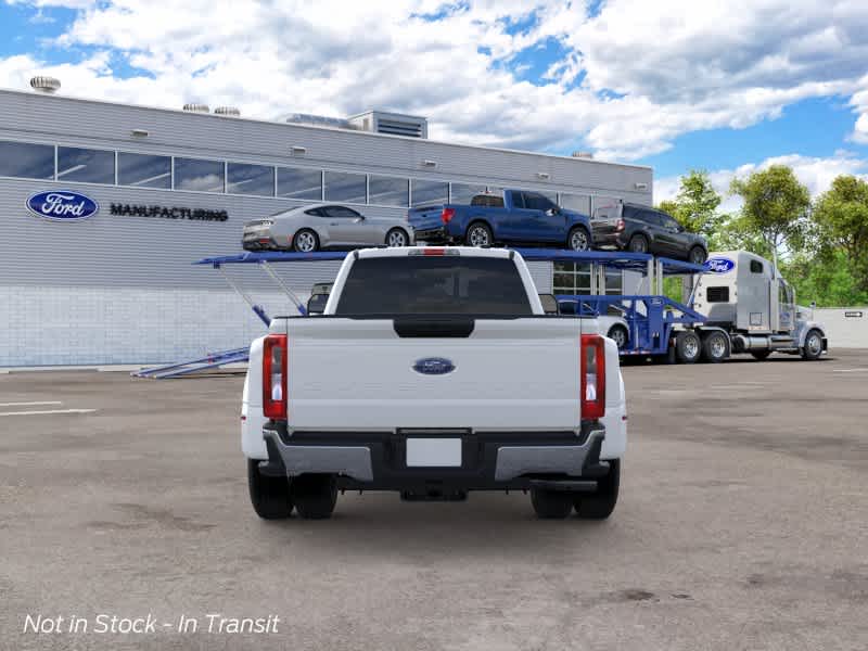 2026 Ford Super Duty F-350 DRW Pickup XL