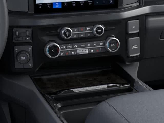 2026 Ford Super Duty F-350 DRW Pickup LARIAT