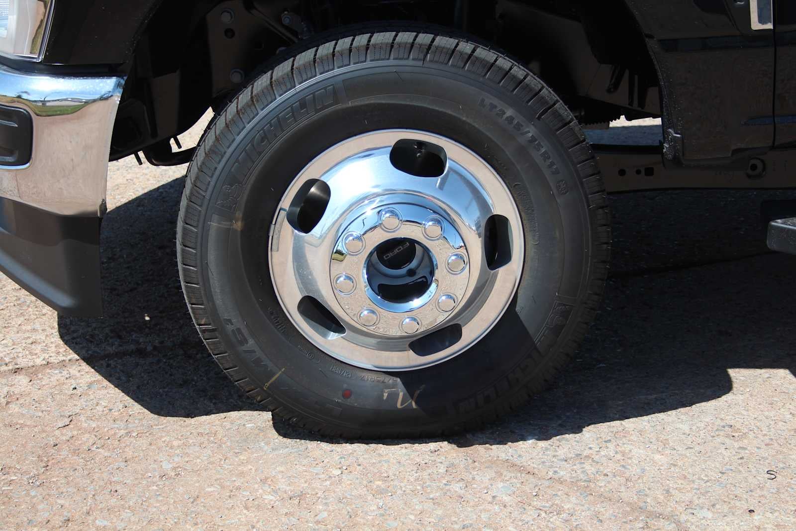 2026 Ford Super Duty F-350 DRW Pickup XLT