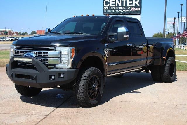 2018 Ford Super Duty F-350 DRW Pickup Platinum