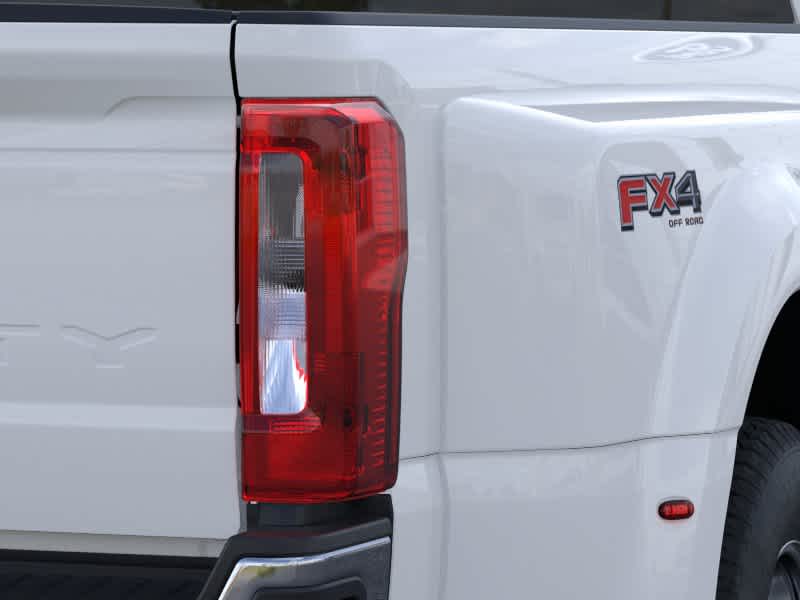 2026 Ford Super Duty F-350 DRW Pickup XLT