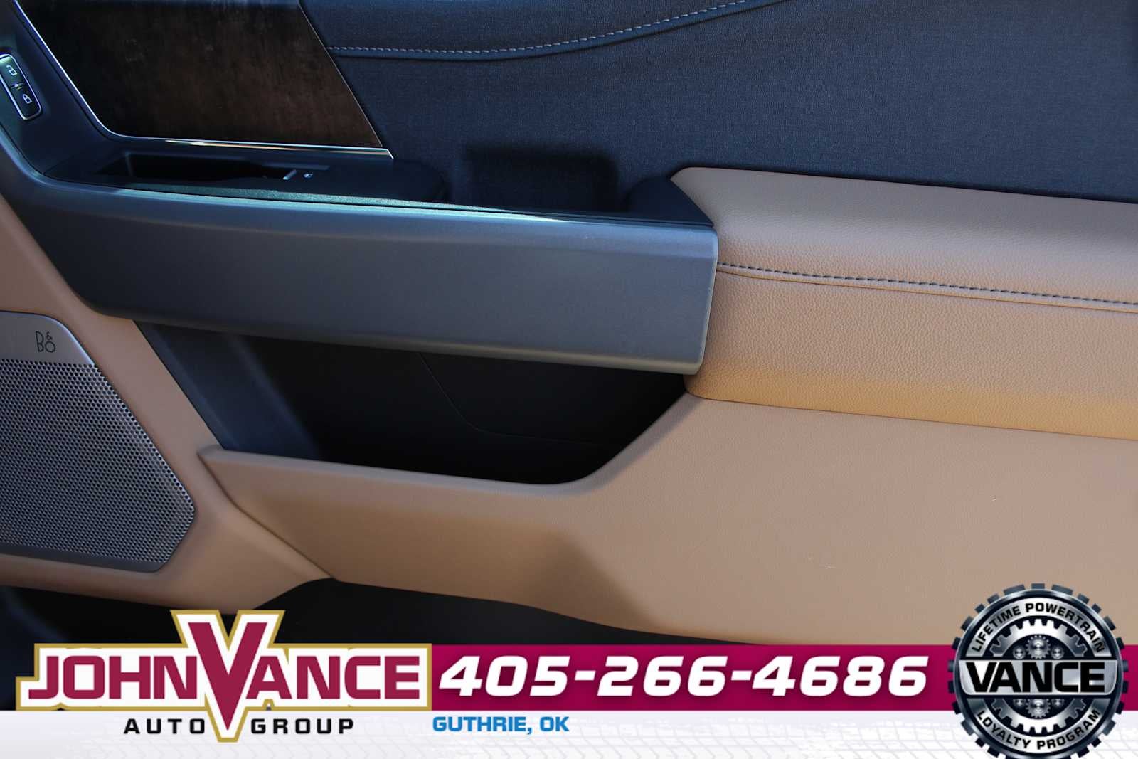 2024 Ford Super Duty F-350 DRW Pickup LARIAT