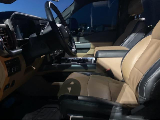 2024 Ford Super Duty F-350 DRW Pickup LARIAT