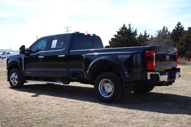 2024 Ford Super Duty F-350 DRW Pickup LARIAT