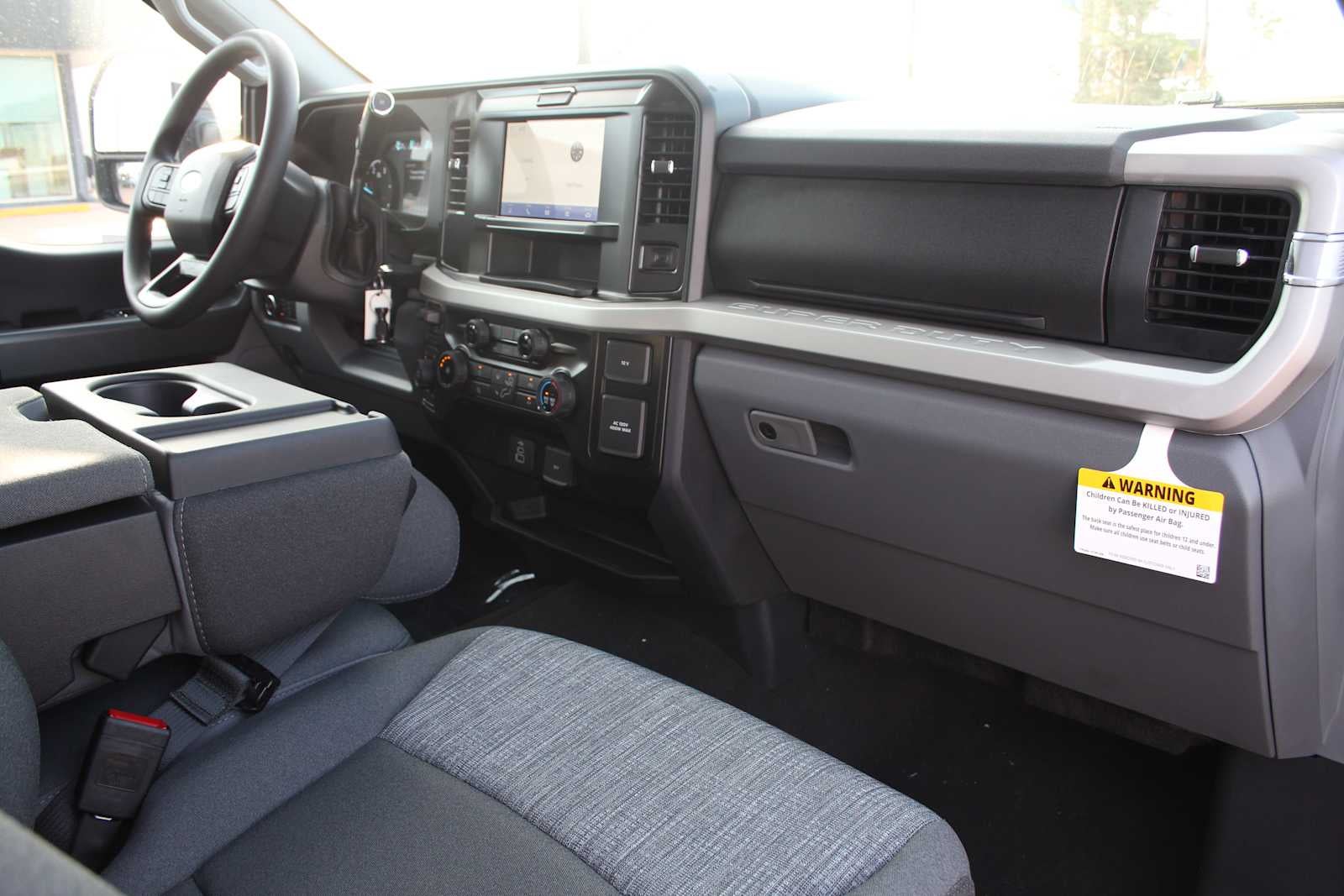 2026 Ford Super Duty F-350 DRW Pickup XLT