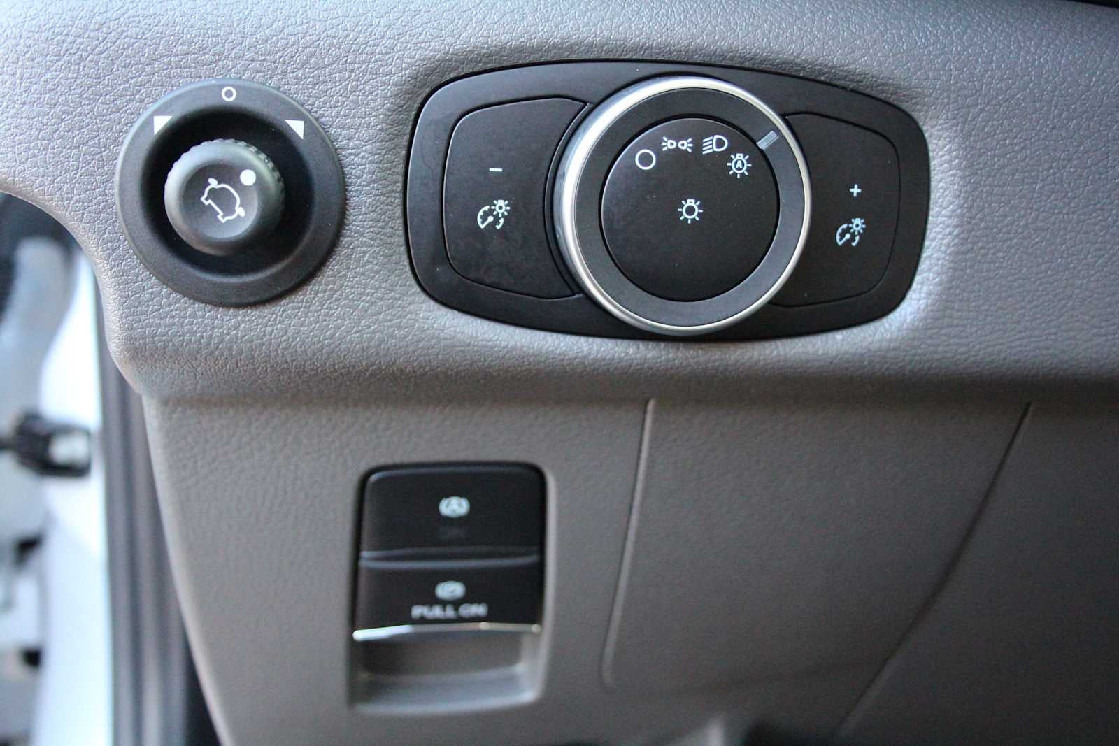 2024 Ford Transit Base