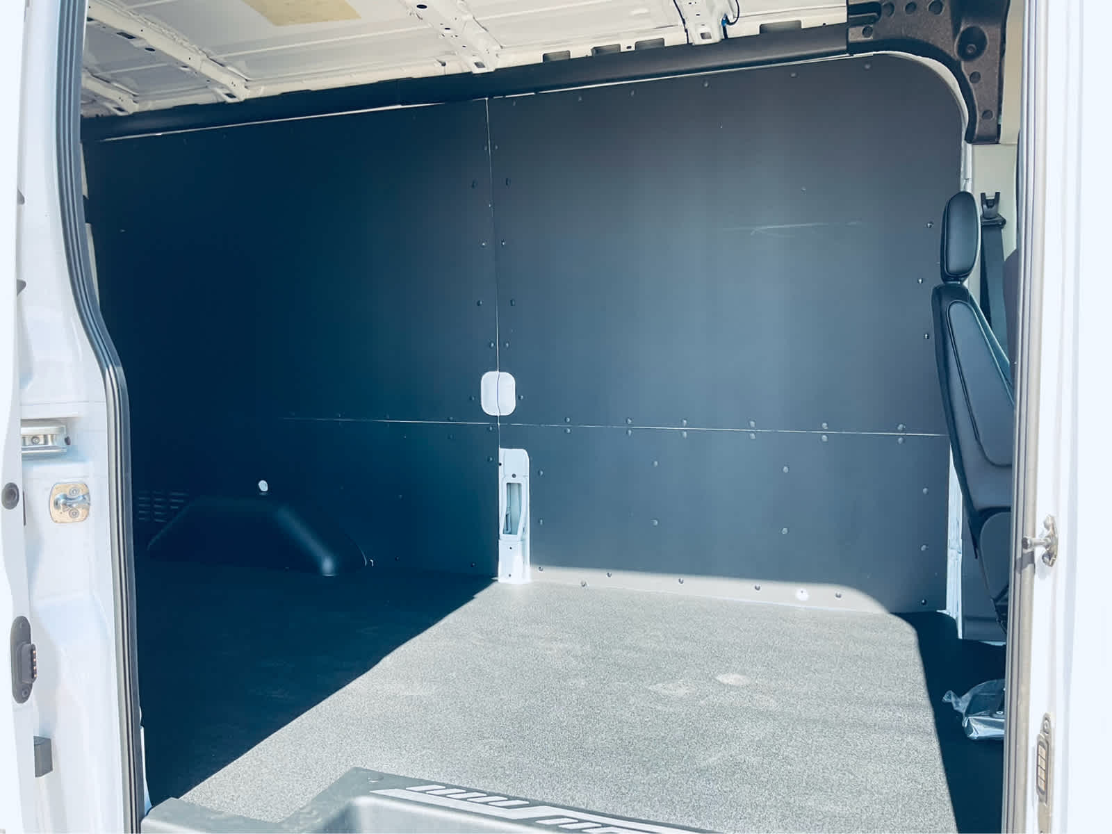 2025 Ford Transit Base