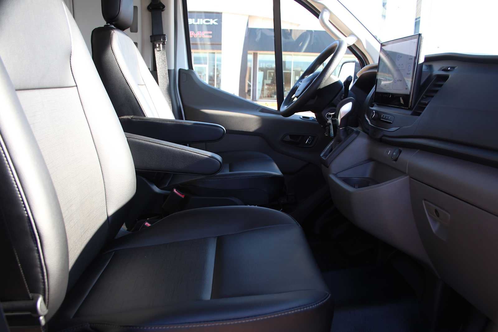 2024 Ford Transit Base