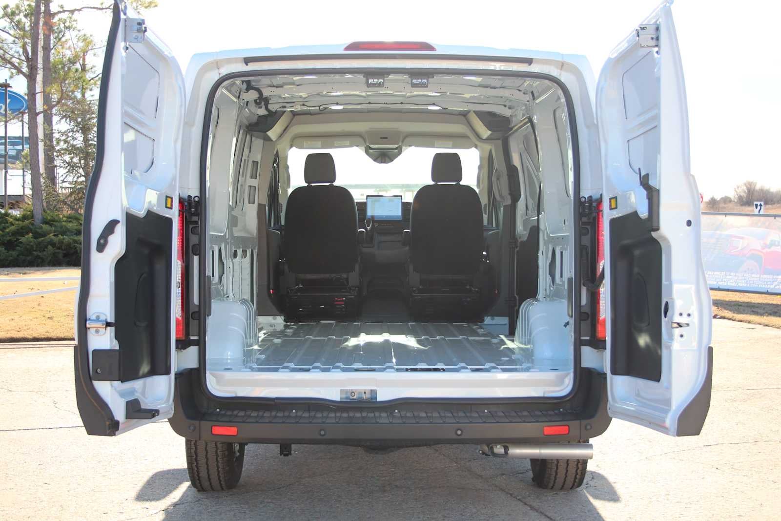 2024 Ford Transit Base