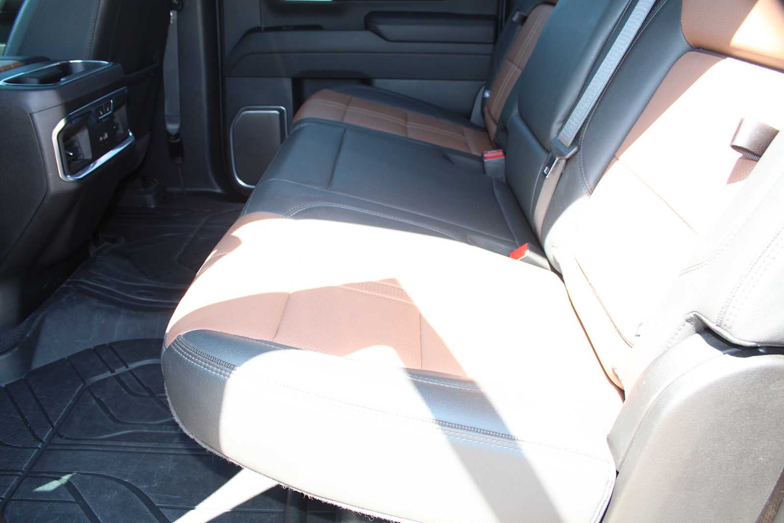 2025 Chevrolet Silverado 3500HD High Country
