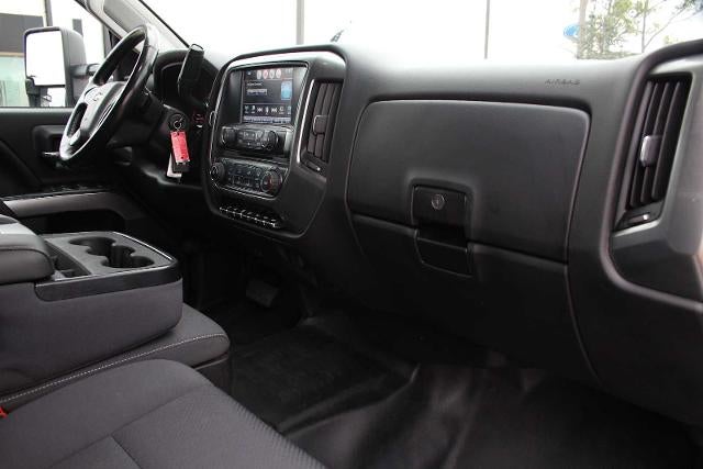 2021 Chevrolet Silverado MD LT