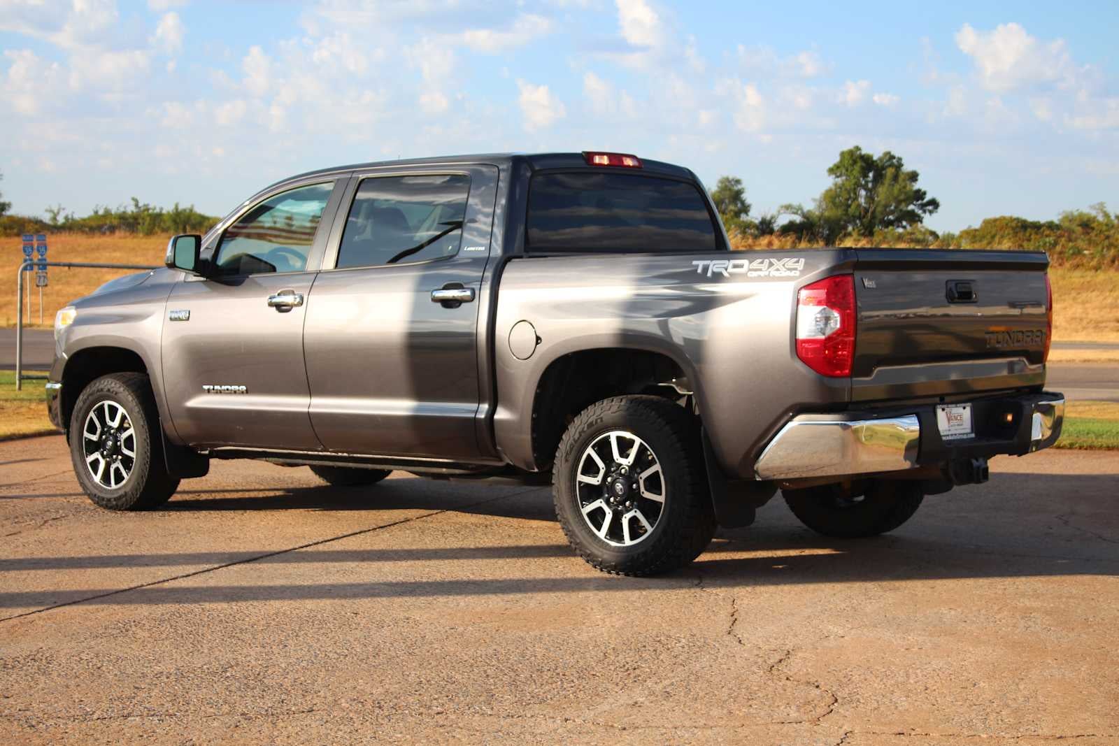 2016 Toyota Tundra LTD