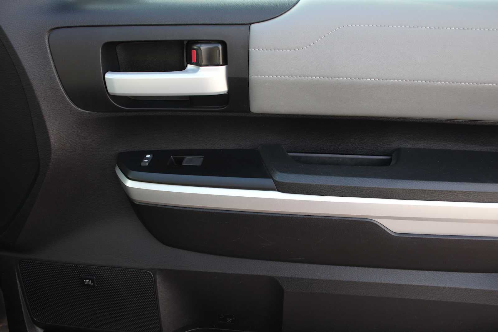 2016 Toyota Tundra LTD