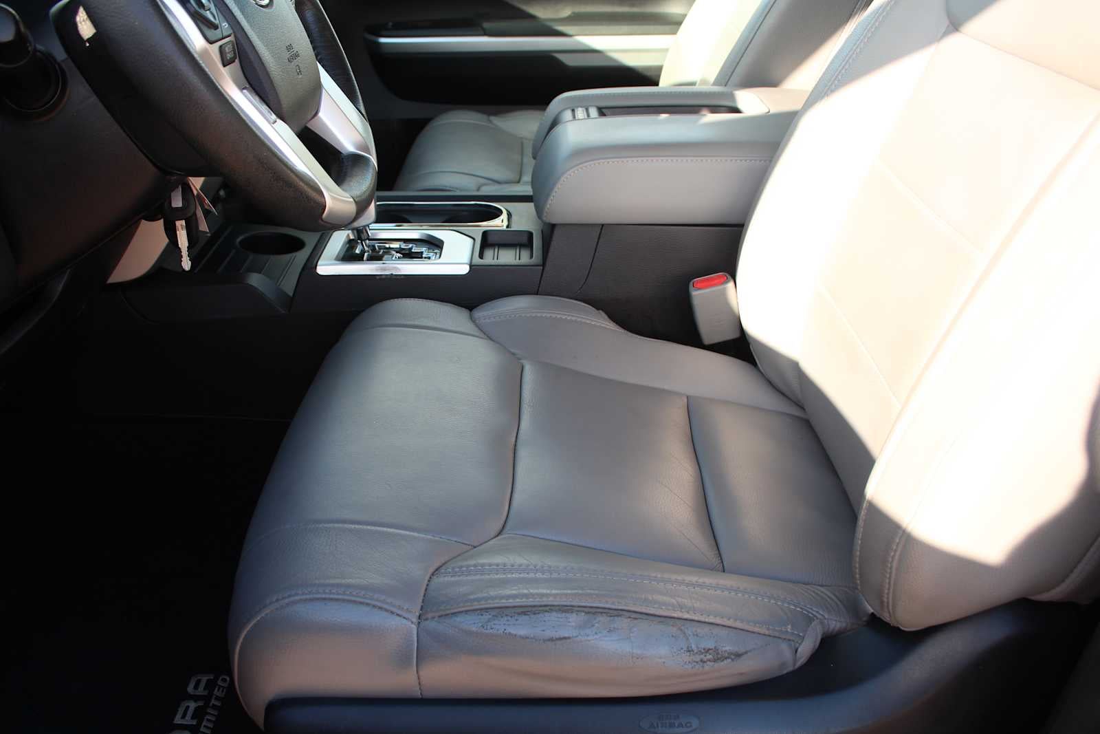 2016 Toyota Tundra LTD