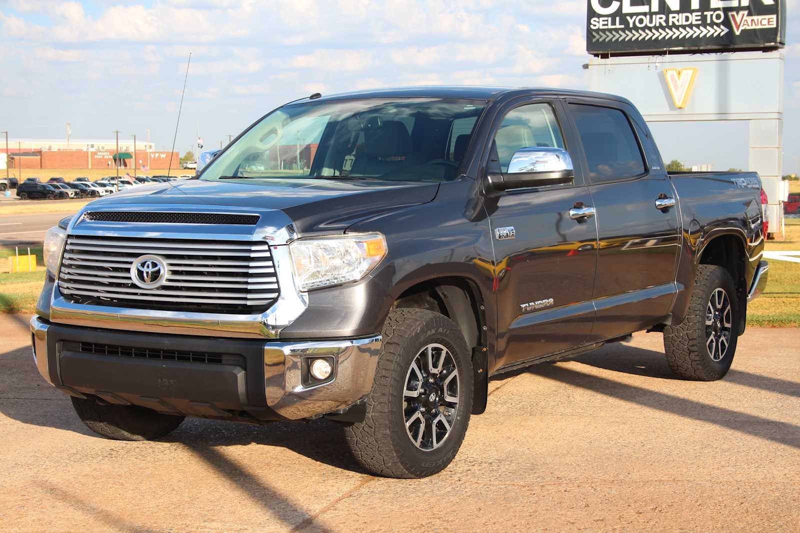 2016 Toyota Tundra LTD